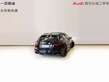 2023 Audi RS 4 с пробегом 37 000 км