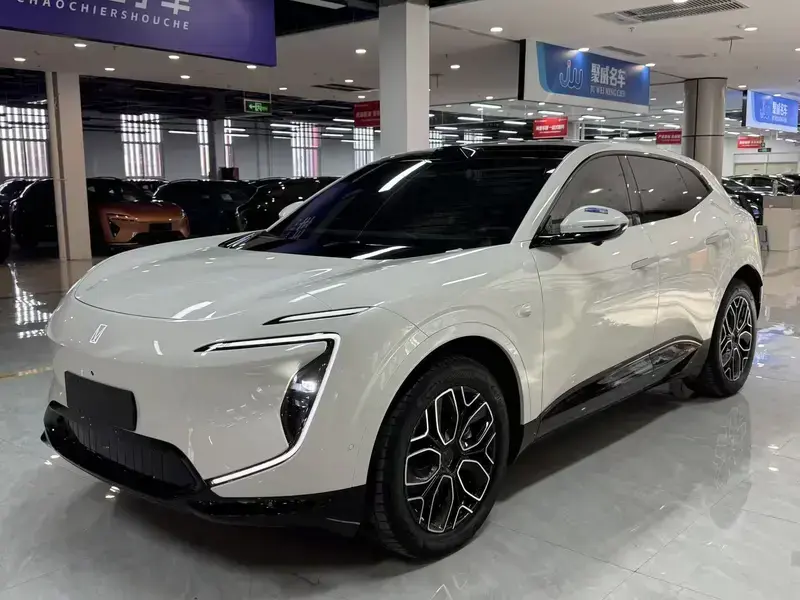 2026 Avatr 07 с пробегом 8 000 км