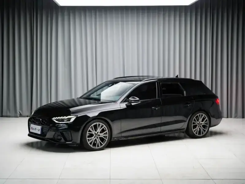 2023 Audi S4 с пробегом 50 000 км