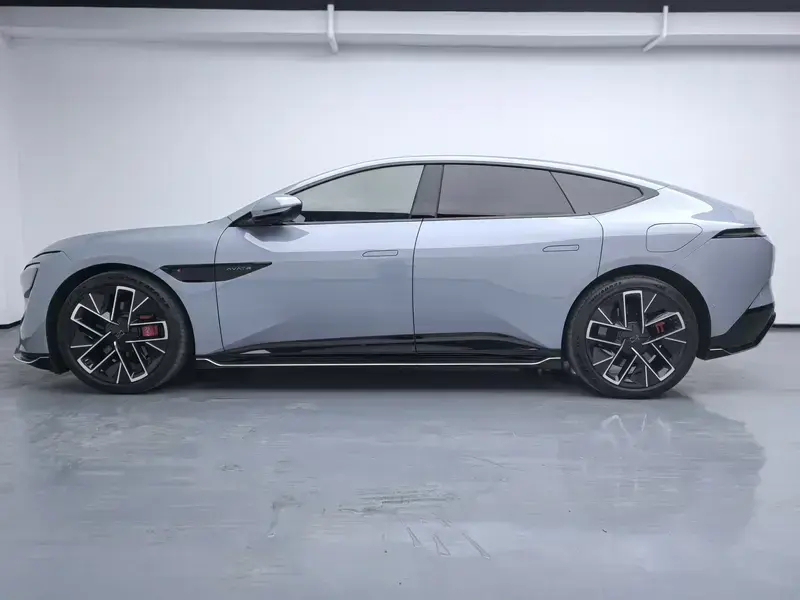 2023 Avatr 12 с пробегом 44 700 км