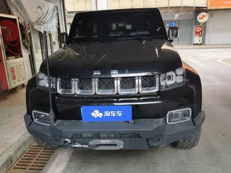 2023 BAIC BJ40 с пробегом 9 000 км