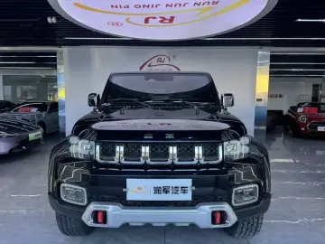 2023 BAIC BJ40 с пробегом 72 600 км