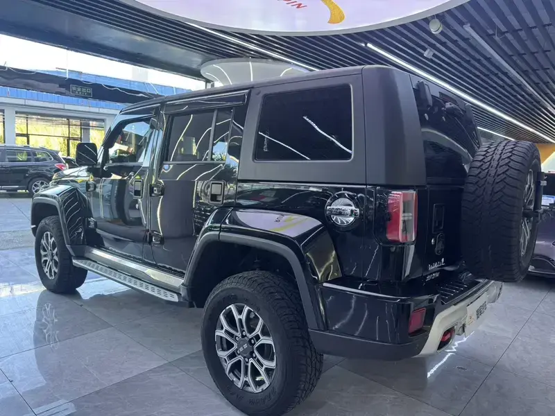 2023 BAIC BJ40 с пробегом 72 600 км