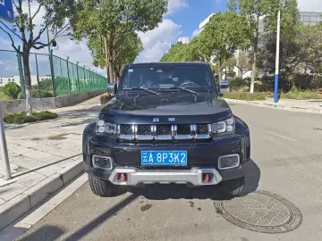 2021 BAIC BJ40 с пробегом 25 000 км