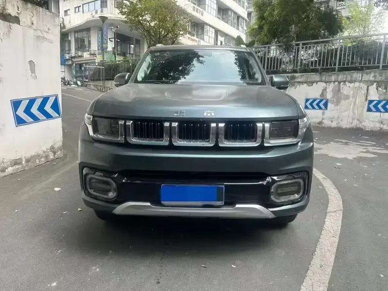 2023 BAIC BJ60 с пробегом 40 000 км
