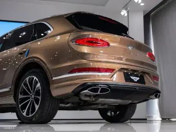 2022 Bentley Bentayga с пробегом 44 000 км