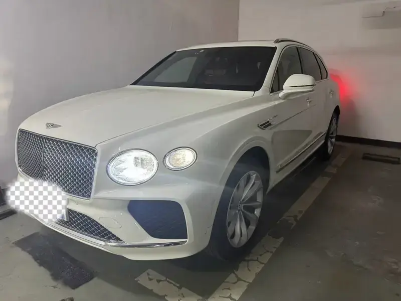 2021 Bentley Bentayga с пробегом 20 000 км