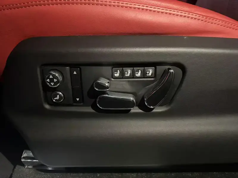 2021 Bentley Bentayga с пробегом 20 000 км