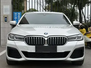 2023 BMW 5 серии с пробегом 82 000 км