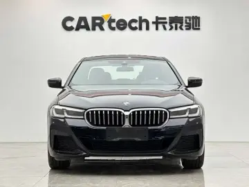 2023 BMW 5 серии с пробегом 44 000 км