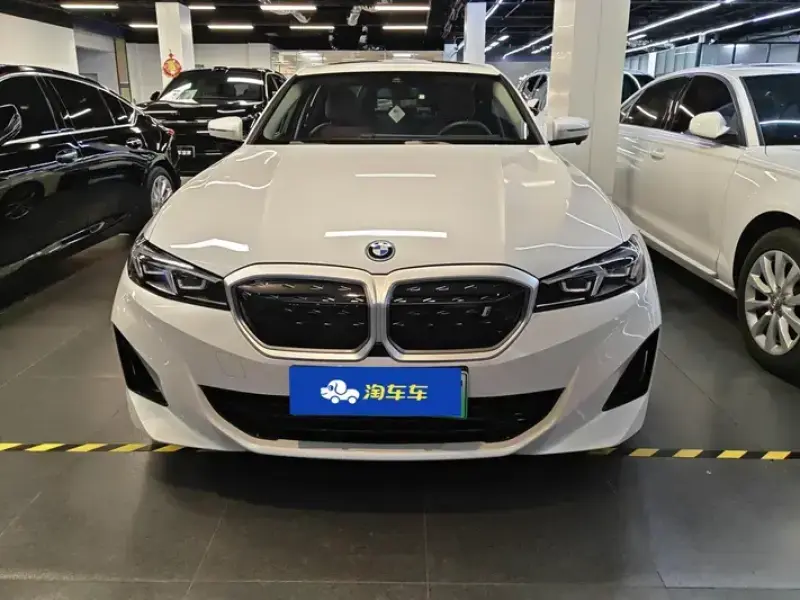 2023 BMW i3 с пробегом 41 000 км