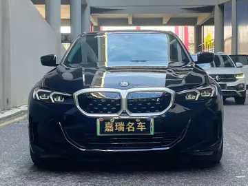 2023 BMW i3 с пробегом 23 000 км