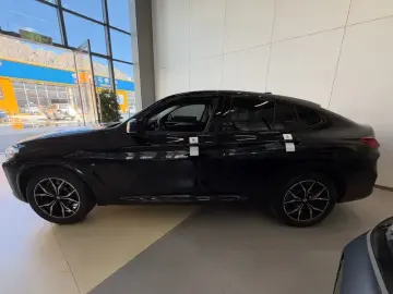 2022 BMW X4 с пробегом 26 200 км