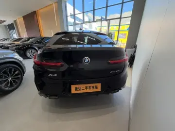2022 BMW X4 с пробегом 26 200 км