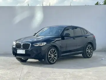 2022 BMW X4 с пробегом 73 000 км