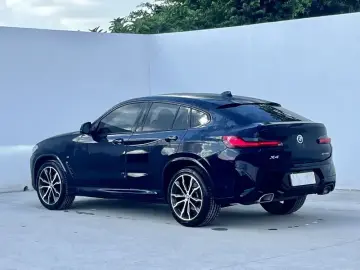 2022 BMW X4 с пробегом 73 000 км