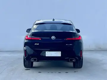 2022 BMW X4 с пробегом 73 000 км