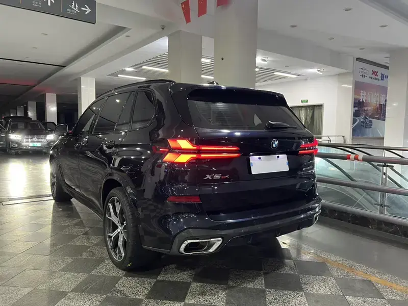 2023 BMW X5 с пробегом 84 000 км