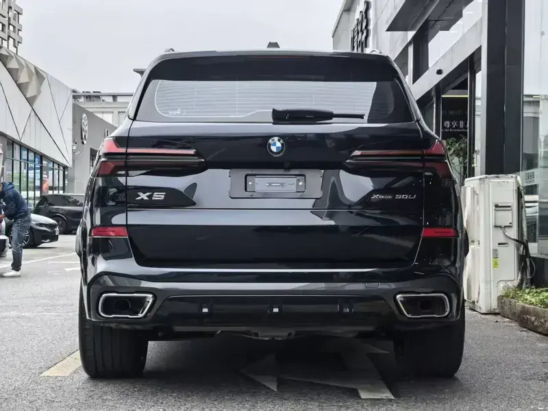 2026 BMW X5 с пробегом 9 000 км