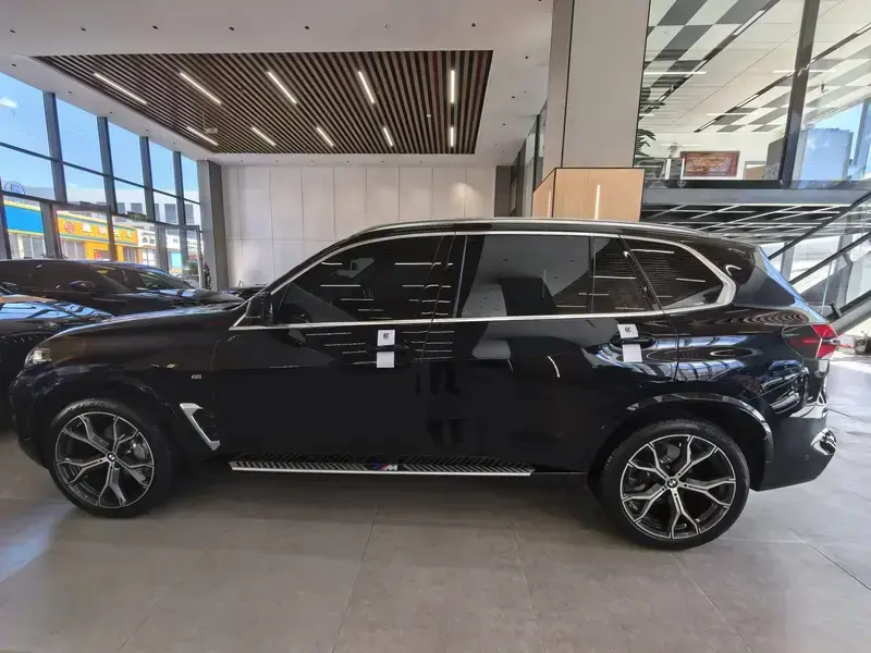 2024 BMW X5 с пробегом 42 400 км