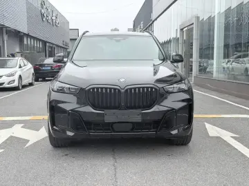 2023 BMW X5 с пробегом 32 000 км