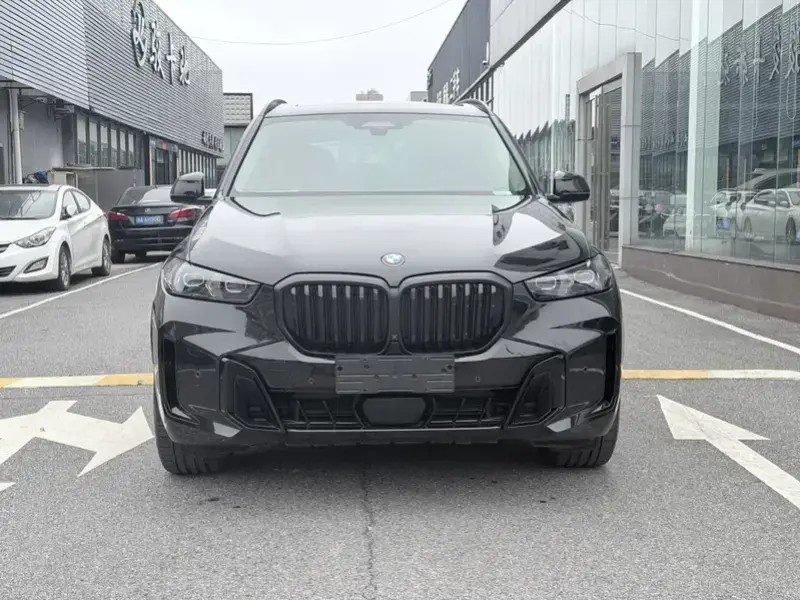 2023 BMW X5 с пробегом 32 000 км