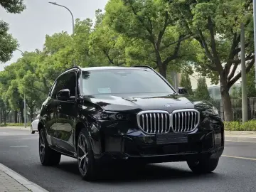 2025 BMW X5 с пробегом 25 000 км