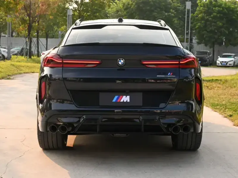 2023 BMW X6 M с пробегом 3 400 км