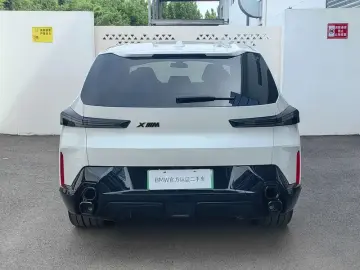 2023 BMW XM с пробегом 5 500 км