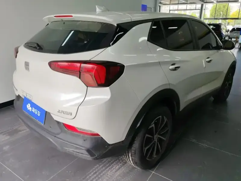 2023 Buick Encore Plus с пробегом 58 000 км