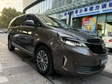 2022 Buick GL8 с пробегом 108 000 км