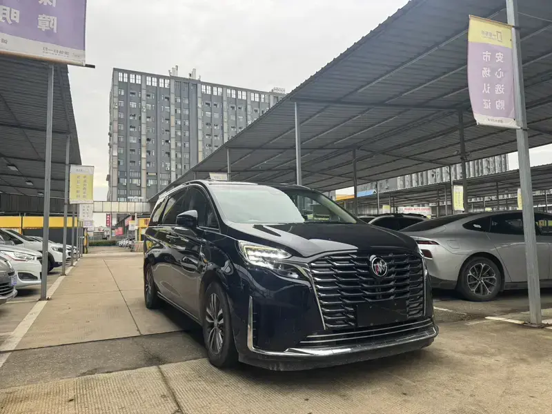 2023 Buick GL8 с пробегом 71 800 км