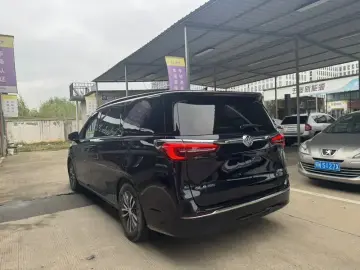 2023 Buick GL8 с пробегом 71 800 км