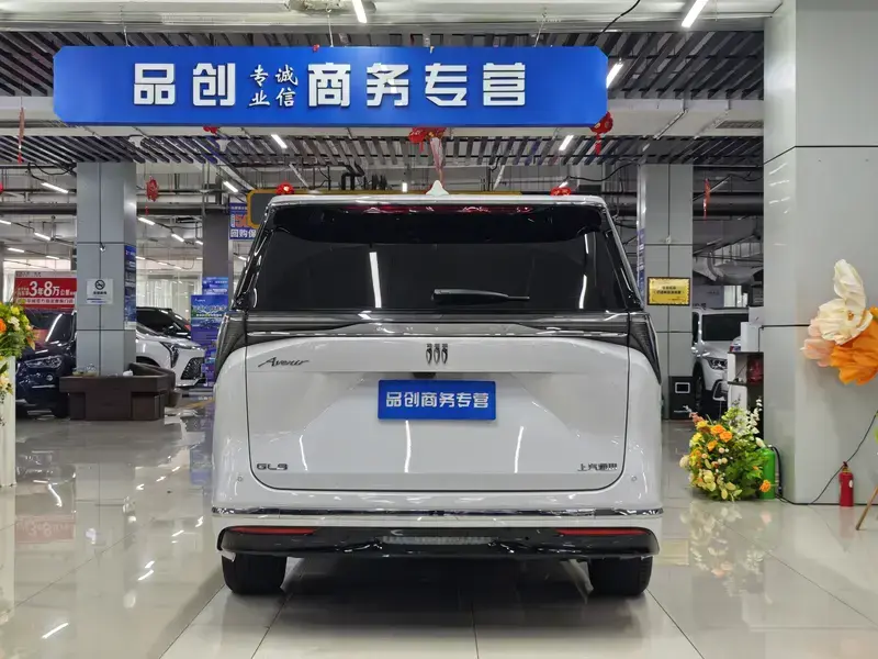2026 Buick GL8 с пробегом 12 000 км