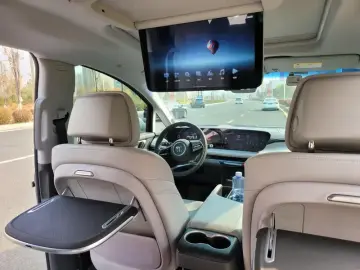 2025 Buick GL8 с пробегом 32 000 км