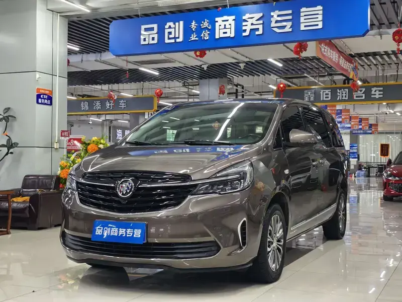 2022 Buick GL8 с пробегом 53 000 км
