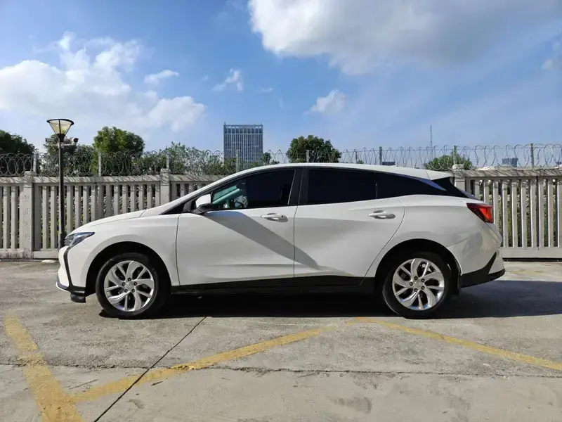 2024 Buick Velite 6 с пробегом 135 000 км