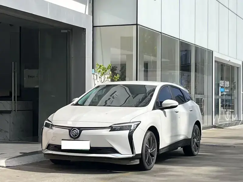 2024 Buick Velite 6 с пробегом 18 000 км