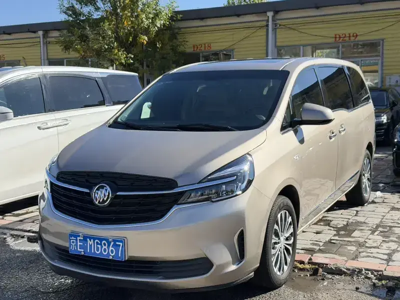 2022 Buick GL8 с пробегом 62 000 км