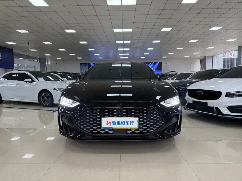 2024 BYD Han с пробегом 61 000 км