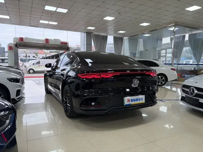 2024 BYD Han с пробегом 61 000 км