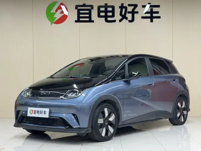 2025 BYD Dolphin с пробегом 32 000 км