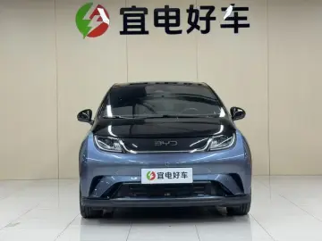 2025 BYD Dolphin с пробегом 32 000 км
