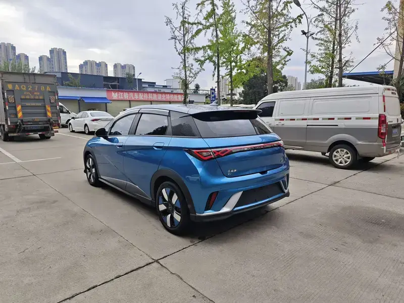 2021 BYD Dolphin с пробегом 30 000 км