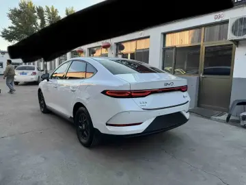 2025 BYD Qin Plus с пробегом 49 000 км