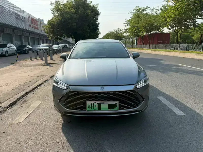 2024 BYD Qin Plus с пробегом 4 000 км