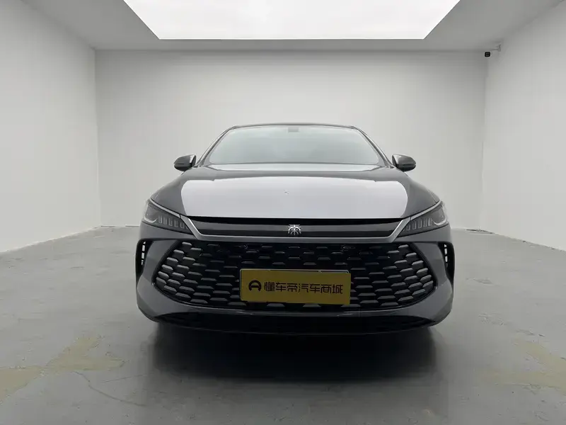 2025 BYD Qin Plus с пробегом 42 500 км
