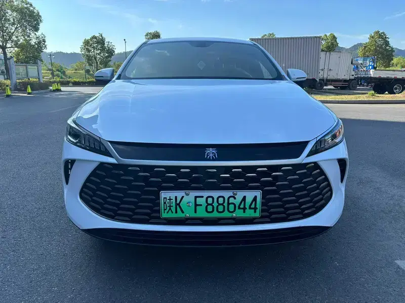 2025 BYD Qin Plus с пробегом 30 000 км