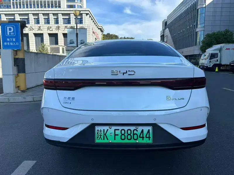 2025 BYD Qin Plus с пробегом 30 000 км