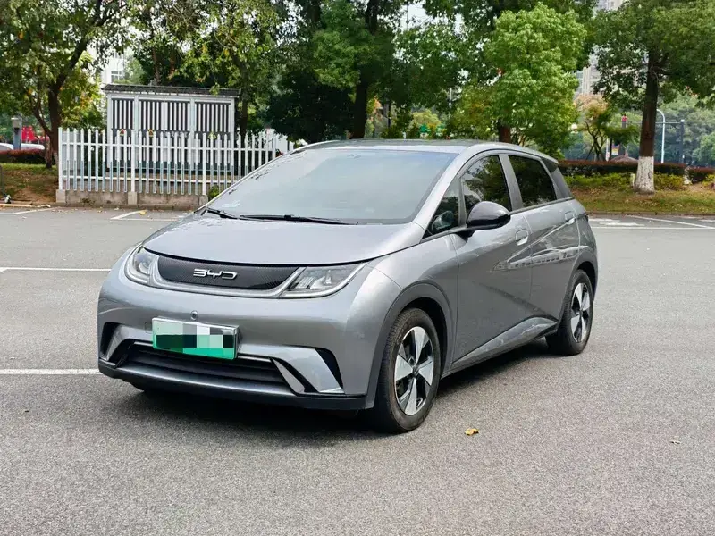 2023 BYD Dolphin с пробегом 49 000 км